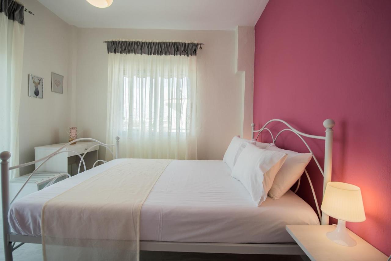ניאה פלאגיה Chelona Apartments מראה חיצוני תמונה