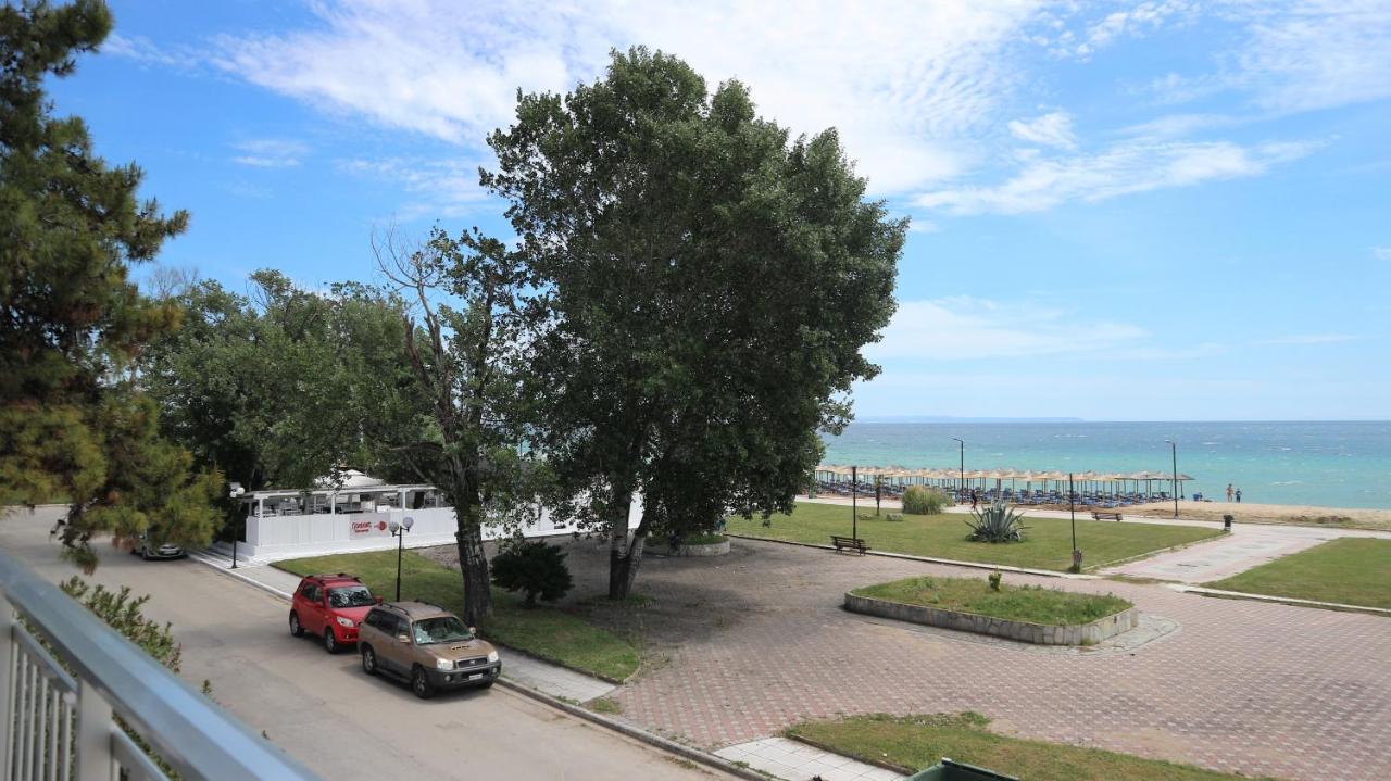 ניאה פלאגיה Chelona Apartments מראה חיצוני תמונה